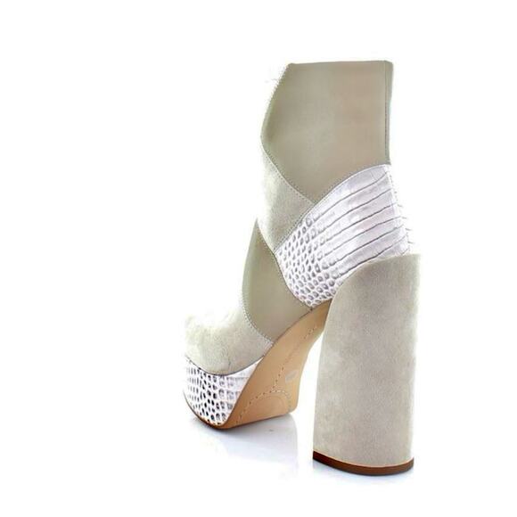 Vince Camuto Platform Ankle Boot Sz 7.5 Gilisama Beige Leather Block Heel New - Picture 5 of 8